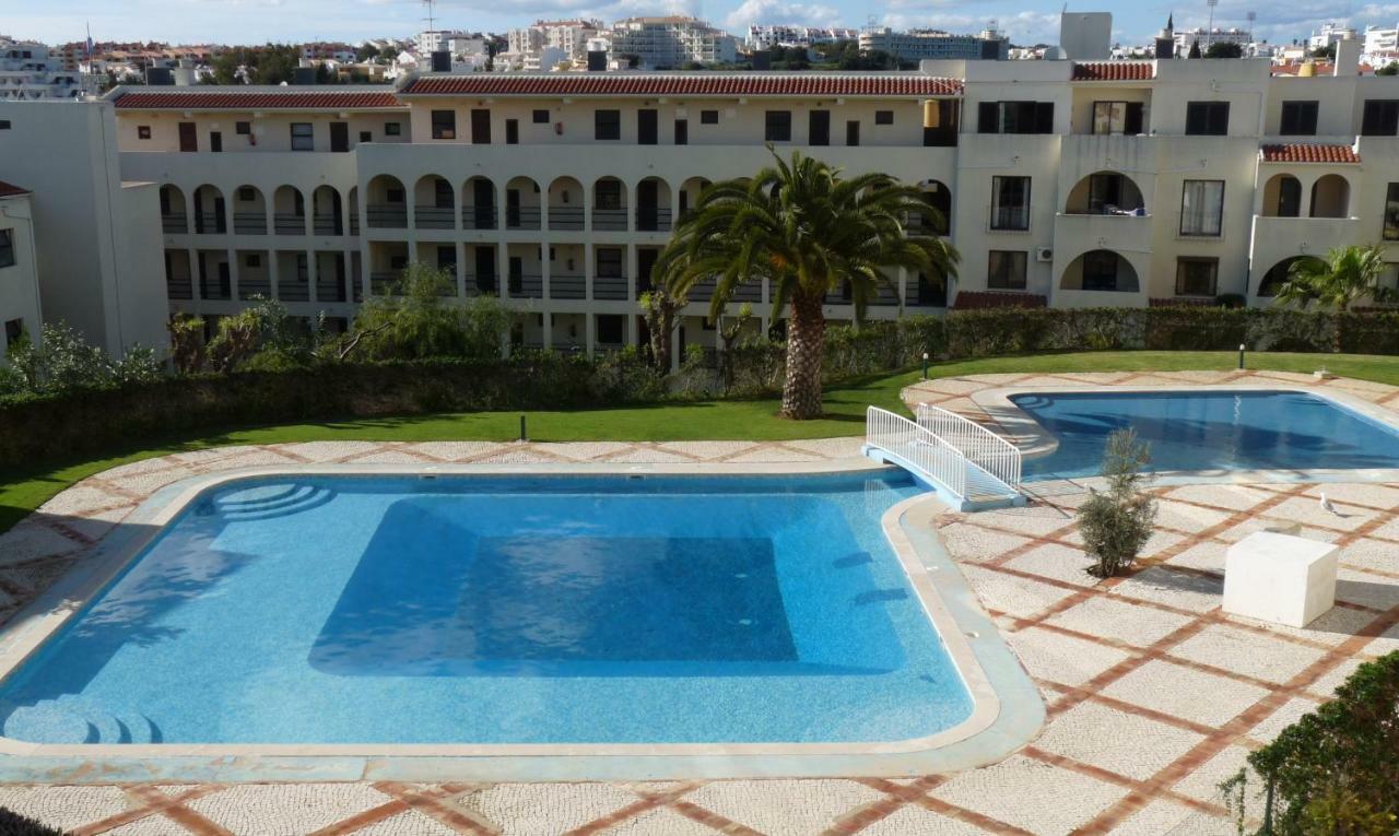 Apartamento Bem Localizado Albufeira Exterior photo